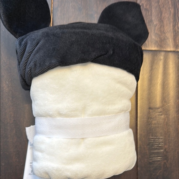 NWT Pottery Barn Kids Disney Mickey Mouse Baby Bath Wrap! Black and White! Today - Picture 6 of 6
